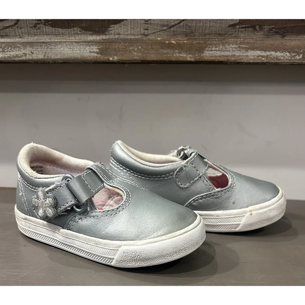Keds Little Girls Daphne Silver Mary Jane Shoes T-strap Flower Size 4.5